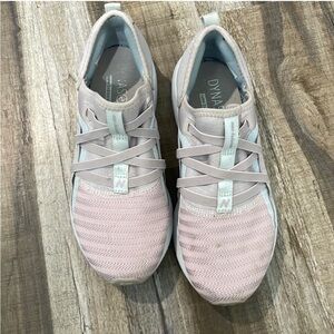 New Balance Womens DynaSoft Beaya Light
Pink Running Shoes Sneakers Size 9.5